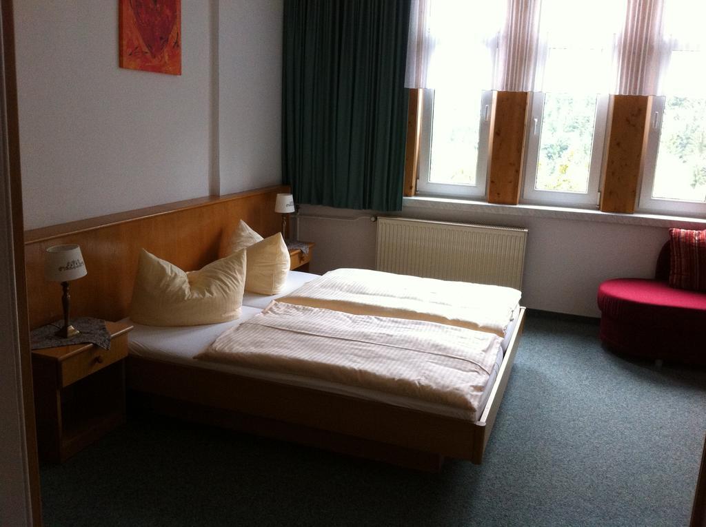Pension Tannenrausch Фридрихрода Номер фото